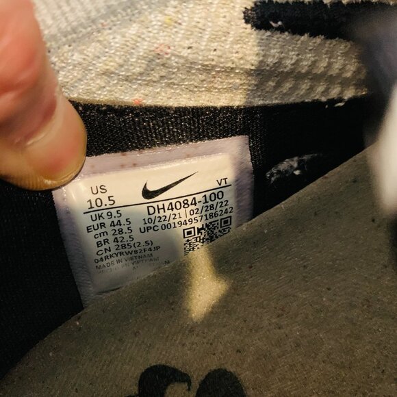 Nike Air Vapormax FK 2021 White and Black DH4084-100 Size 10.5 - Picture 15 of 15